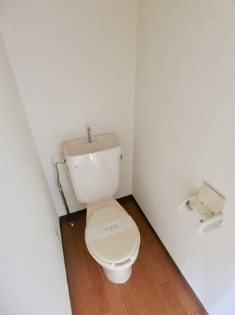 ロイヤルヒルズの物件内観写真